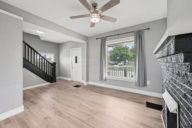 1025 Howard ., Columbus, OH 43201