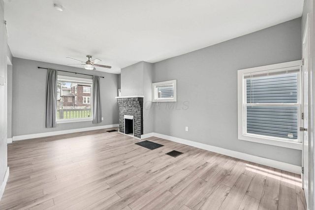 1025 Howard ., Columbus, OH 43201