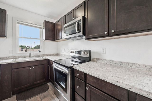 1025 Howard ., Columbus, OH 43201