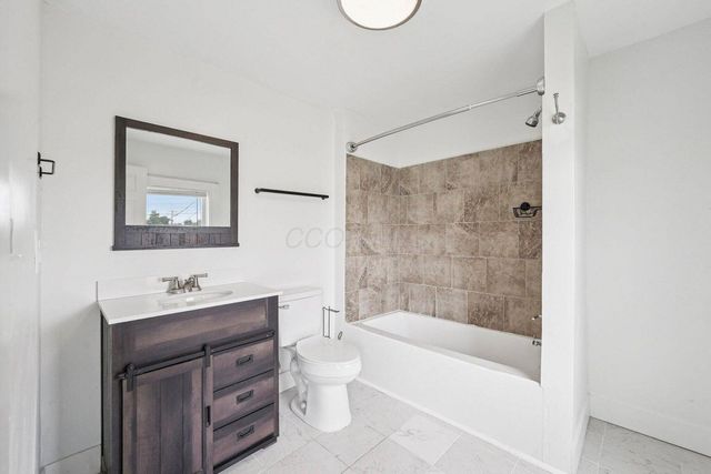 1025 Howard ., Columbus, OH 43201