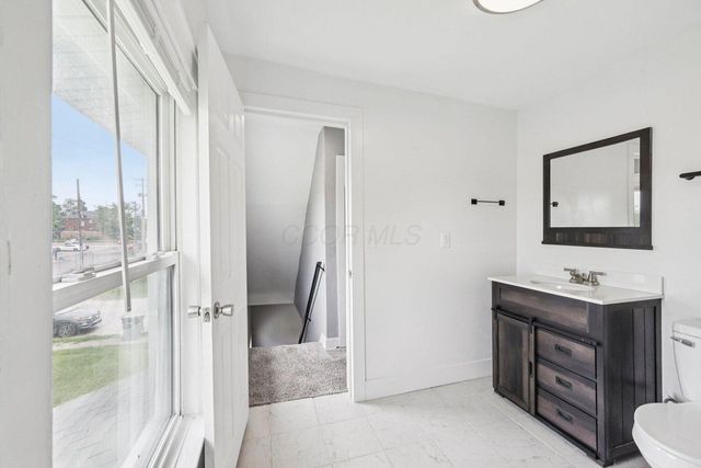 1025 Howard ., Columbus, OH 43201