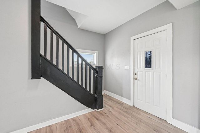 1025 Howard ., Columbus, OH 43201