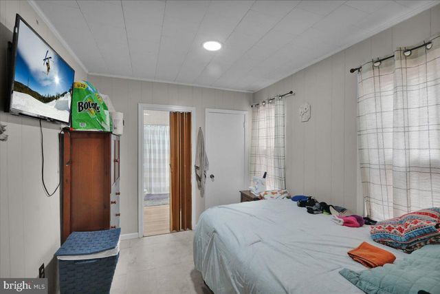 1243 GREENWICH ST, Reading, PA 19604