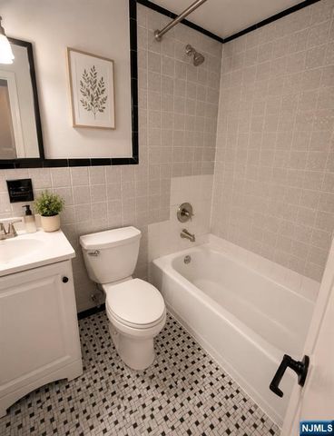 106 Chestnut Street, Garfield, NJ 07026