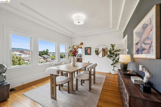 486 Jean St, Oakland, CA 94610