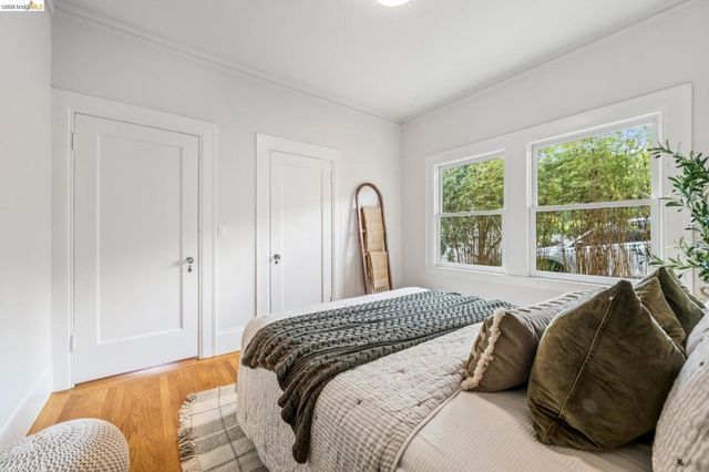 486 Jean St, Oakland, CA 94610