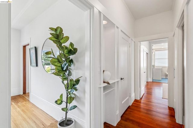 486 Jean St, Oakland, CA 94610