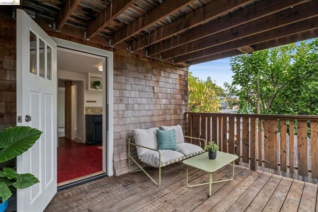 486 Jean St, Oakland, CA 94610