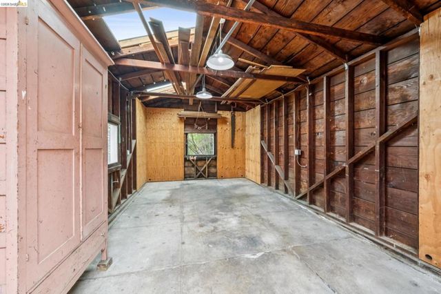 486 Jean St, Oakland, CA 94610