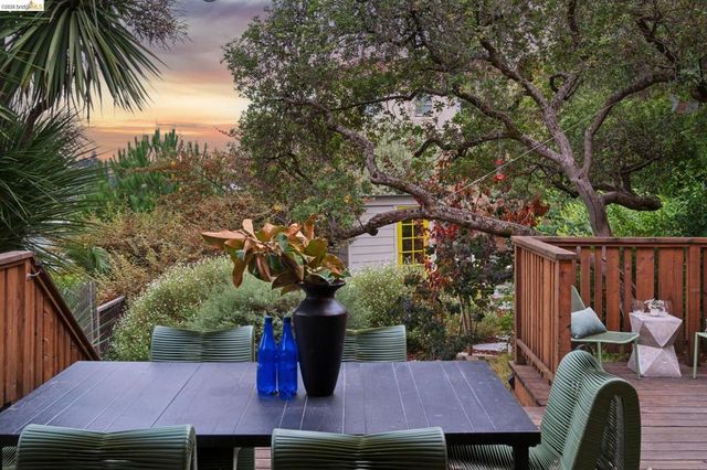 486 Jean St, Oakland, CA 94610
