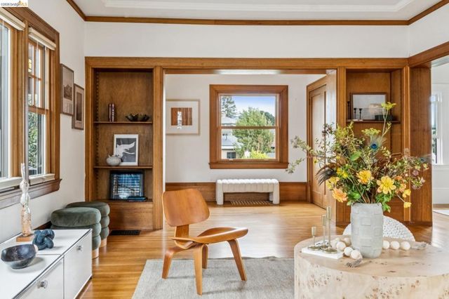 486 Jean St, Oakland, CA 94610