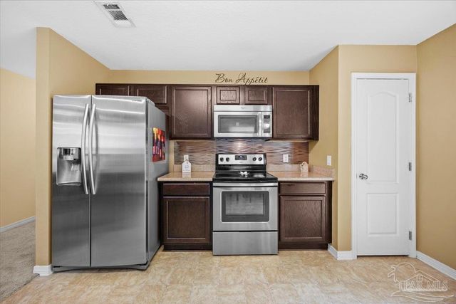 539 Evening Falls Dr, Pensacola, FL 32534