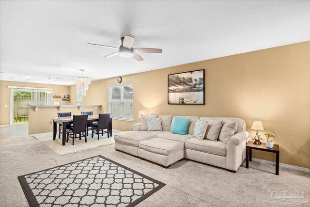 539 Evening Falls Dr, Pensacola, FL 32534