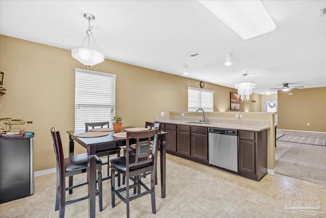 539 Evening Falls Dr, Pensacola, FL 32534