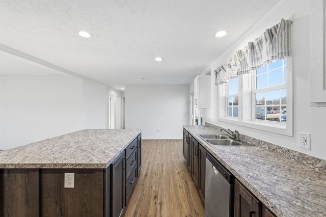 341 PARK RD, Stanley, VA 22851