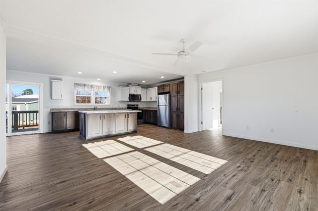 341 PARK RD, Stanley, VA 22851