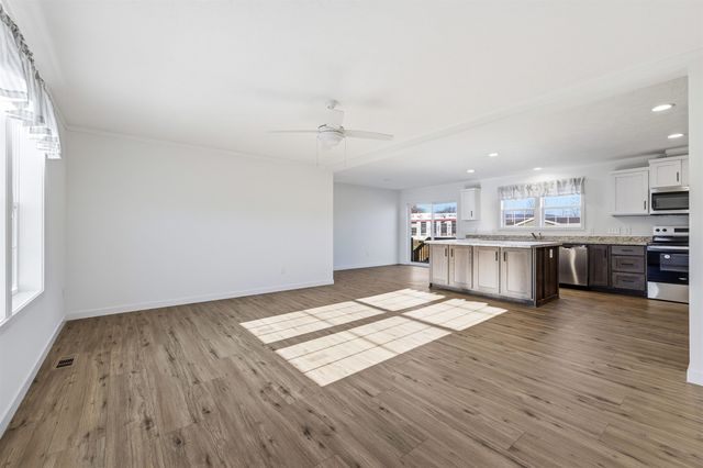 341 PARK RD, Stanley, VA 22851