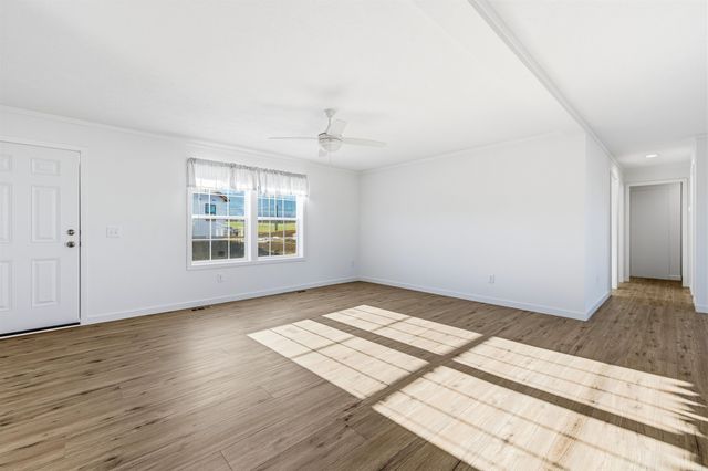 341 PARK RD, Stanley, VA 22851