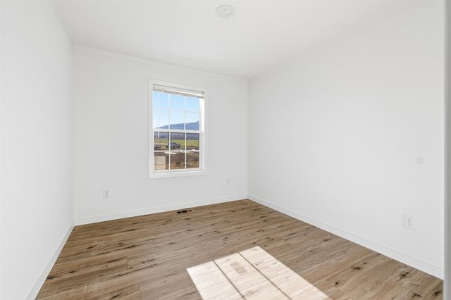 341 PARK RD, Stanley, VA 22851