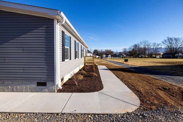 341 PARK RD, Stanley, VA 22851