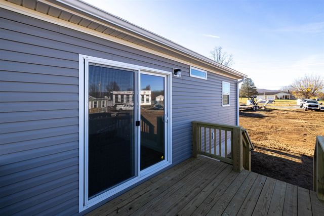 341 PARK RD, Stanley, VA 22851