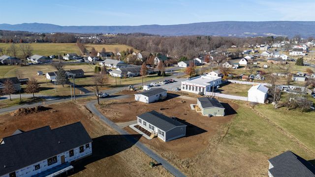 341 PARK RD, Stanley, VA 22851