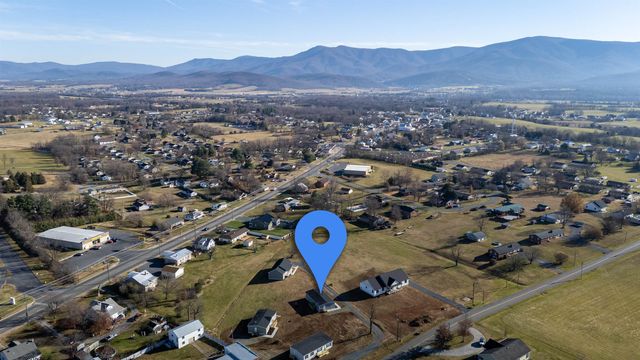 341 PARK RD, Stanley, VA 22851