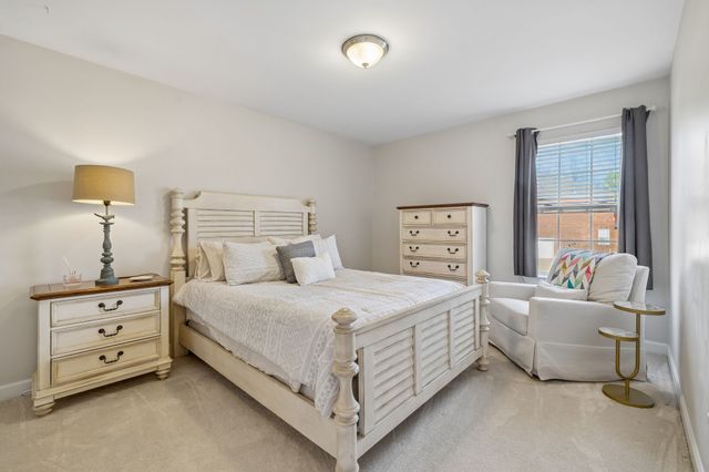 300 Rachels Meadow Ct, Hermitage, TN 37076