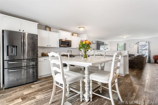 1692 Ryan Woods Court, Allegan, MI 49010