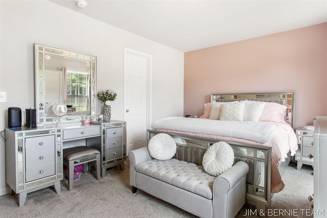 1692 Ryan Woods Court, Allegan, MI 49010