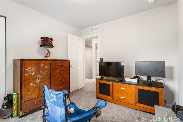 1692 Ryan Woods Court, Allegan, MI 49010