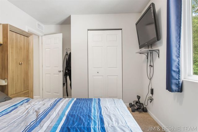 1692 Ryan Woods Court, Allegan, MI 49010