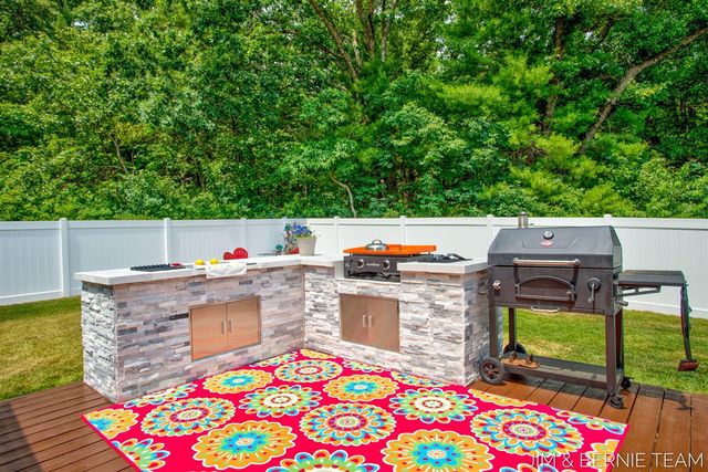 1692 Ryan Woods Court, Allegan, MI 49010