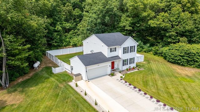 1692 Ryan Woods Court, Allegan, MI 49010