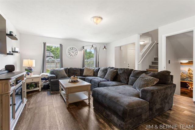 1692 Ryan Woods Court, Allegan, MI 49010