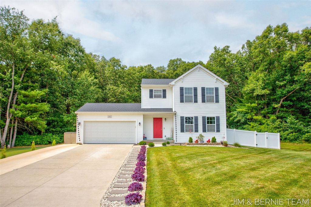 1692 Ryan Woods Court, Allegan, MI 49010