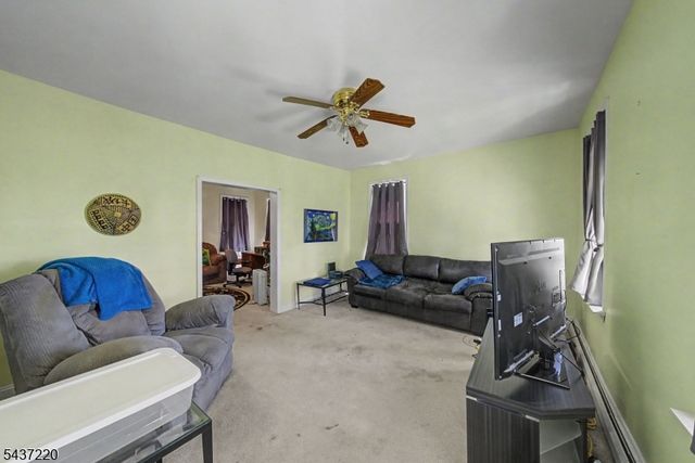 700 Vulcanite Ave, Alpha Boro, NJ 08865