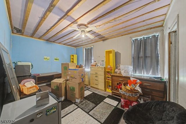 700 Vulcanite Ave, Alpha Boro, NJ 08865