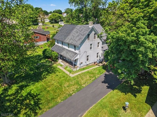 700 Vulcanite Ave, Alpha Boro, NJ 08865