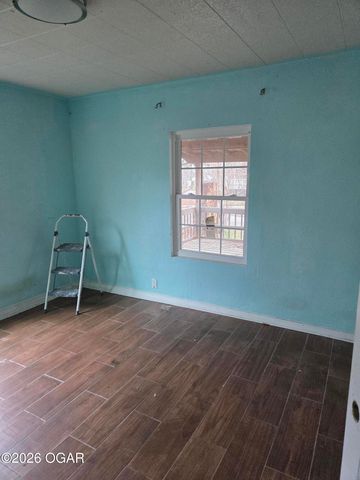 127 S Forest, Joplin, MO 64801