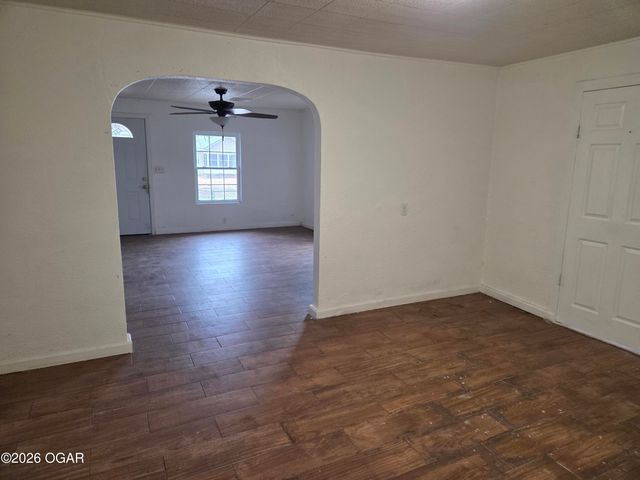 127 S Forest, Joplin, MO 64801