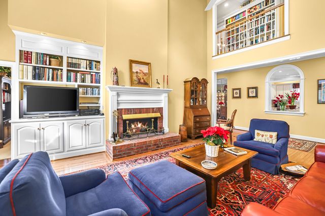 550 Midway Cir, Brentwood, TN 37027