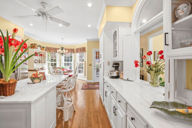 550 Midway Cir, Brentwood, TN 37027