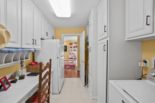 550 Midway Cir, Brentwood, TN 37027