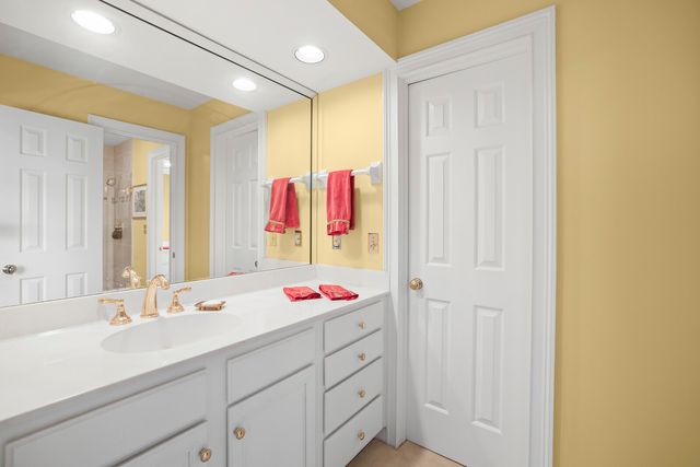 550 Midway Cir, Brentwood, TN 37027