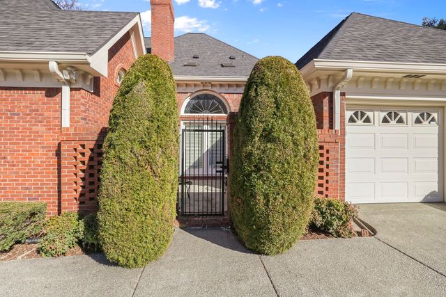 550 Midway Cir, Brentwood, TN 37027