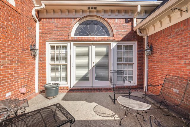 550 Midway Cir, Brentwood, TN 37027