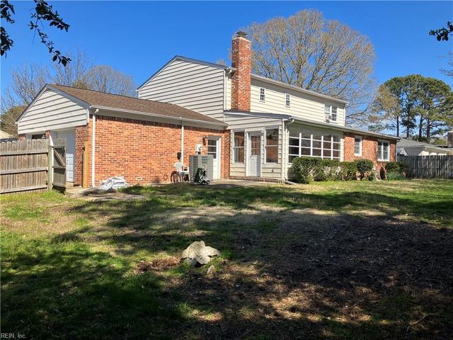 2225 N Wolfsnare DR, Virginia Beach, VA 23454