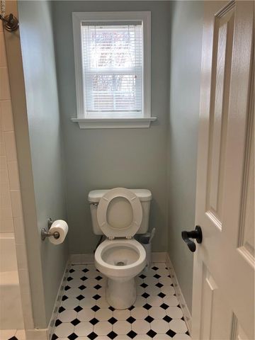 2225 N Wolfsnare DR, Virginia Beach, VA 23454