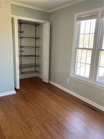 2225 N Wolfsnare DR, Virginia Beach, VA 23454
